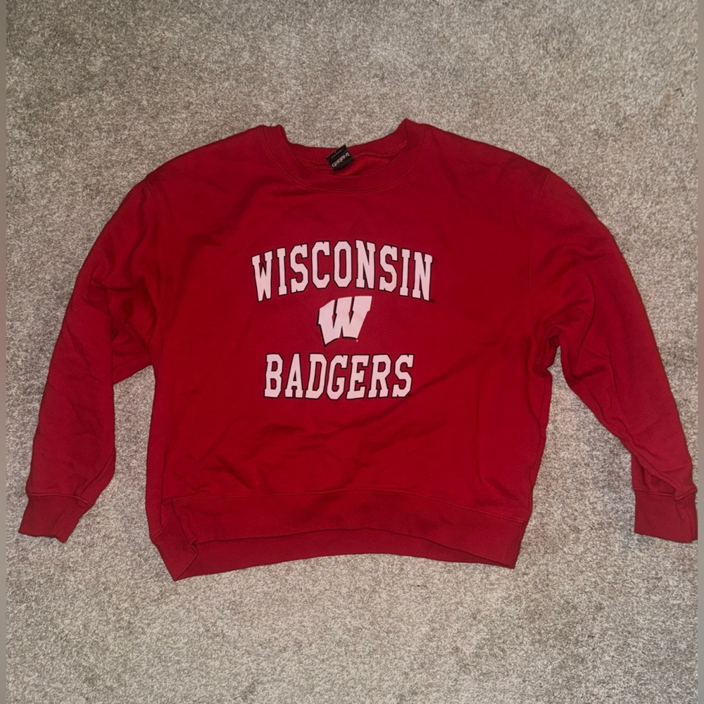 Wisconsin Badgers crew neck sweatshirt
